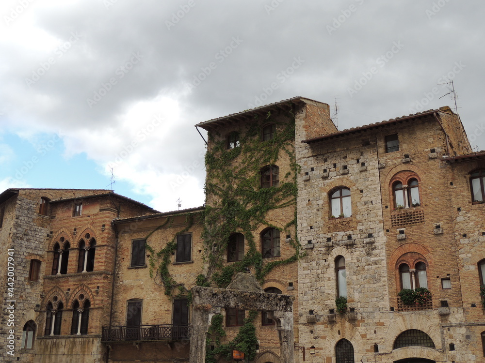 San Gimignano, Italia. Villa medieval en la Toscana.