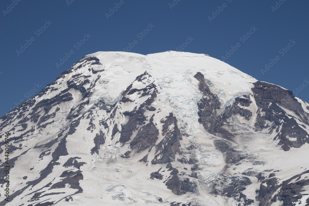 snow covered mountains, Mt Rainier