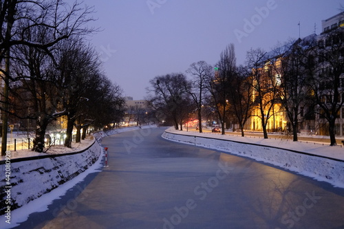 frozen river, Berlin, Spree © Falko