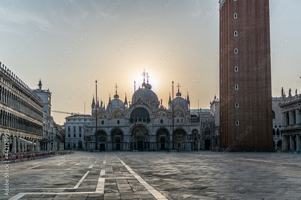Obraz premium Morning view of the St Marc's Square in Venice, Italy