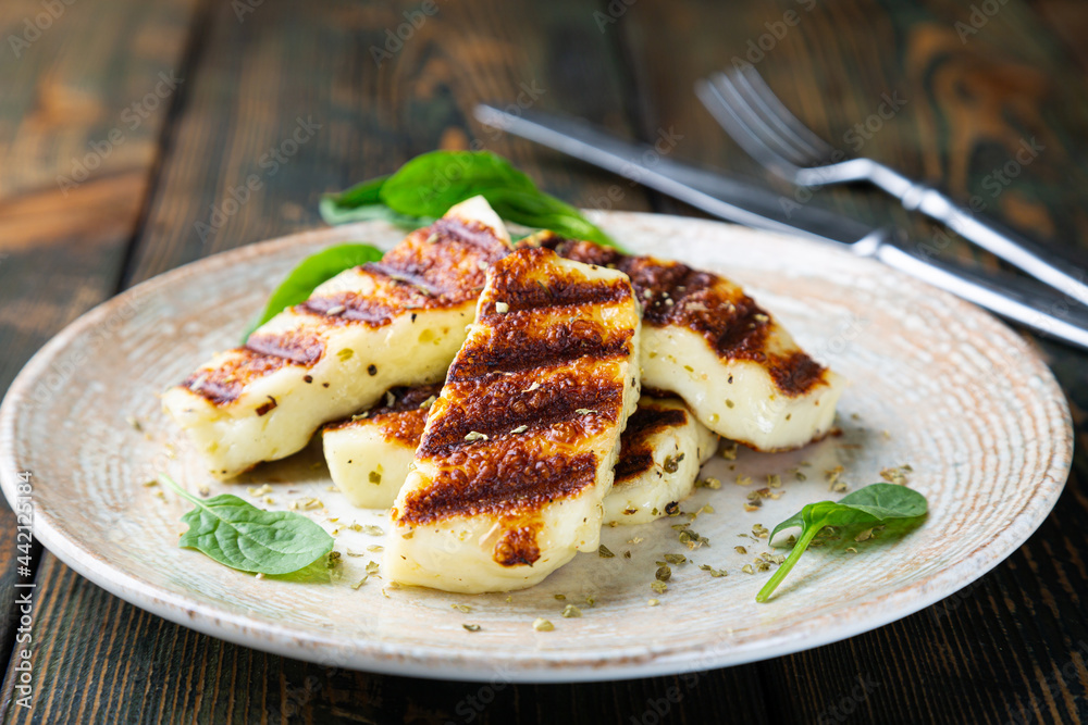 Grilled halloumi cheese with herbs Grilled halloumi cheese with herbs