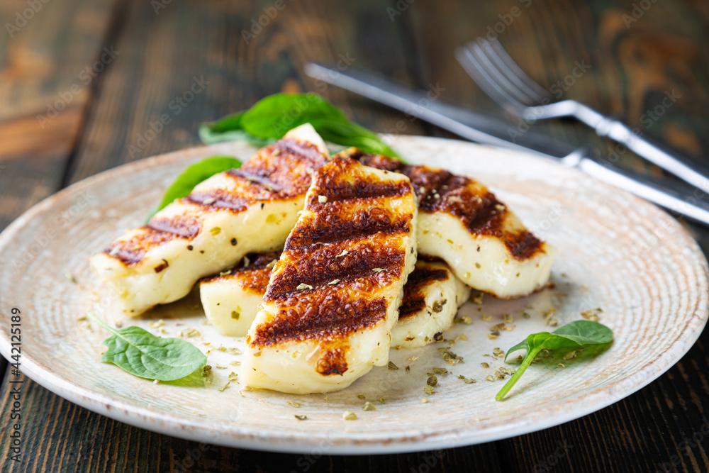 Grilled halloumi cheese with herbs Grilled halloumi cheese with herbs