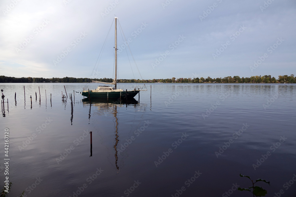 Fototapeta premium Boot auf dem Schwielochsee