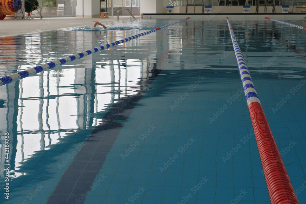 Indoor Public swimming pool hygiene, chlorine level