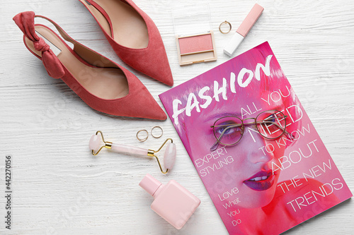 Set of female accessories w...