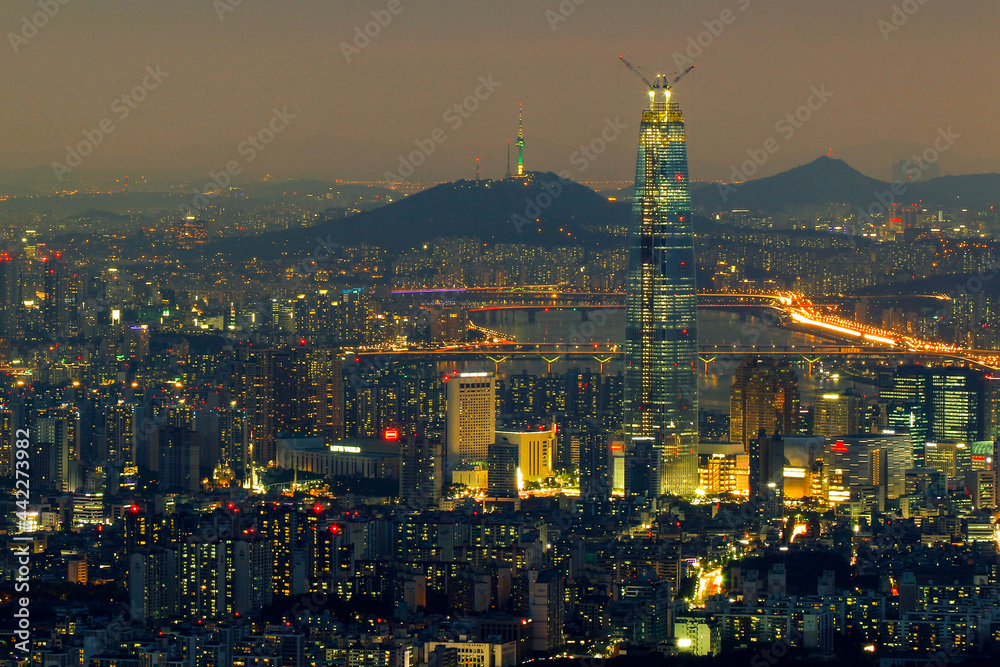 Fototapeta premium LOTTE WORLD TOWER