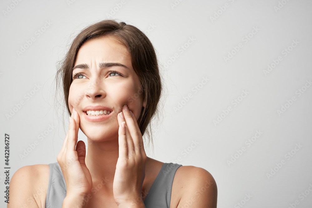 woman with toothache dentistry pain health problems