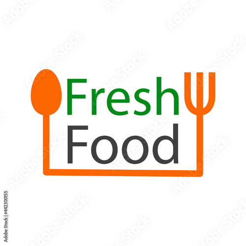 Logo con texto Fresh Food con tenedor y cuchara con forma de marco en color verde y naranja