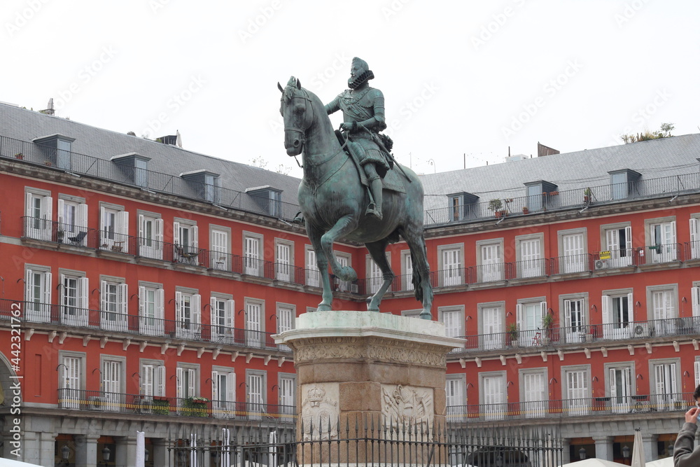Estatua del rey Felipe III en la Plaza Mayor de Madrid