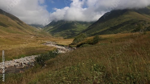 Located in one of the plateaus in the Black Sea in Turkey, this small stream has a beauty that amazes its visitors with its cold fresh waters and magnificent green nature.