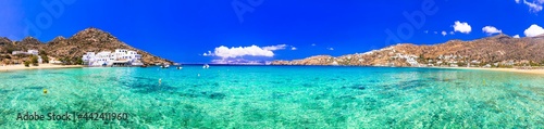 Fototapeta Naklejka Na Ścianę i Meble -  Greek summer holidays. Best beaches of Ios island Mylopotas with crystal clear waters. Creece, Cyclades