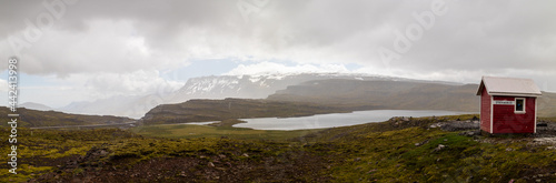 Heidharvatn - Mountain top lake in Iceland