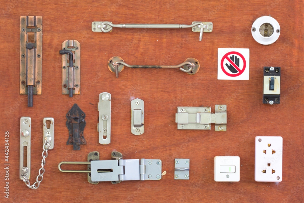 Obraz premium System schematic and tools background