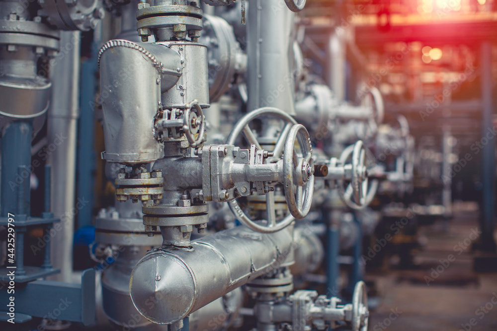 Pipe line oil and gas valves at gas plant pressure safety valve selective Pipe line oil and gas valves at gas plant pressure safety valve selective