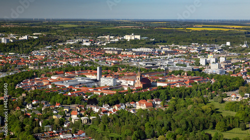 Neubrandenburg, Mecklenburg-Vorpommern, Deutschland, Luftaufnahme aus dem Flugzeug 