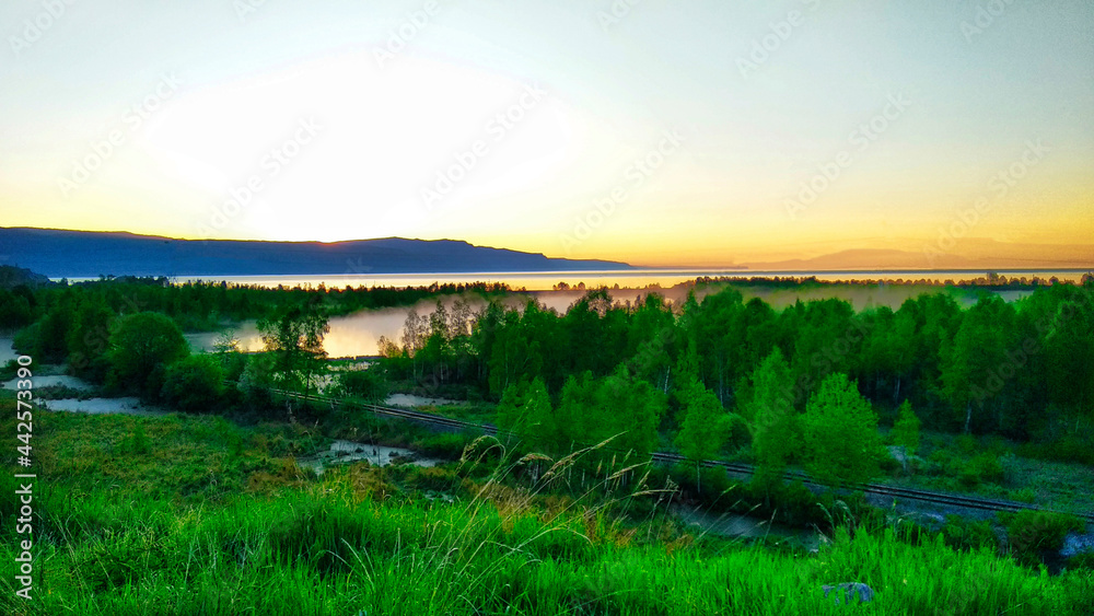 Obraz premium sunrise over the baikal lake