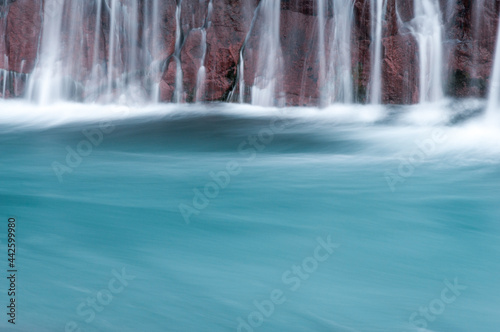 wasser ist leben