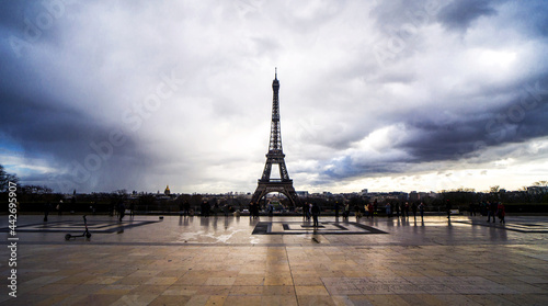 Tour Eiffel (Paris-France) © Elena Fernández Gil