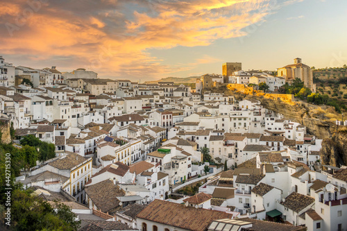 Obraz na płótnie Cityscape of Setenil de las Bodegas, Andalucia, Spain w salonie