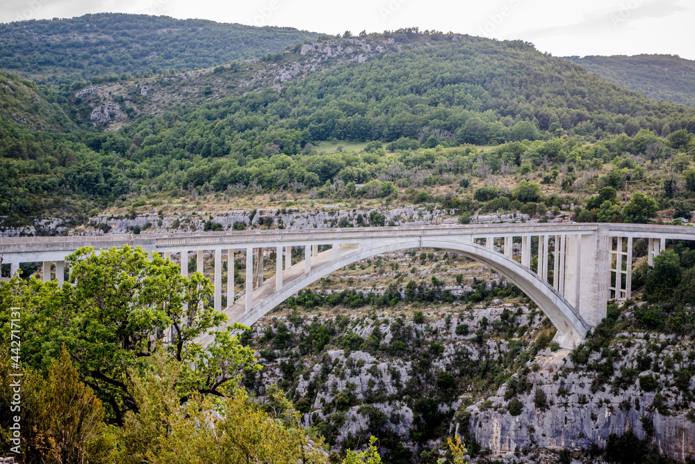 Le Pont de l'Artuby dans les gorges du Verdon ou Grand Canyon du Verdon