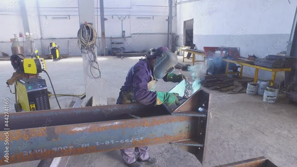 Fabrication de charpente métallique