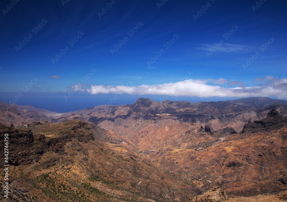 Gran Canaria, landscape of the central part of the island, Las Cumbres, ie The Summits, hiking route 
Cruz de Timagada - Lajas del Nublo - Aserrador - Chimirique
