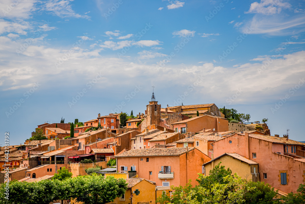 Vue sur Le village de Roussillon