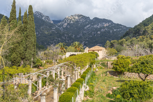 Die Gärten von Alfabia am Fuß des Tramuntana Gebirges zwischen Bunyola und Sollér photo