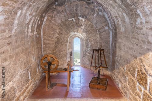 фотографія Spinning wheel of yarn or wool with a wool winding machine
