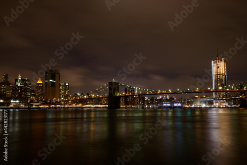 Brooklyn bridge at night