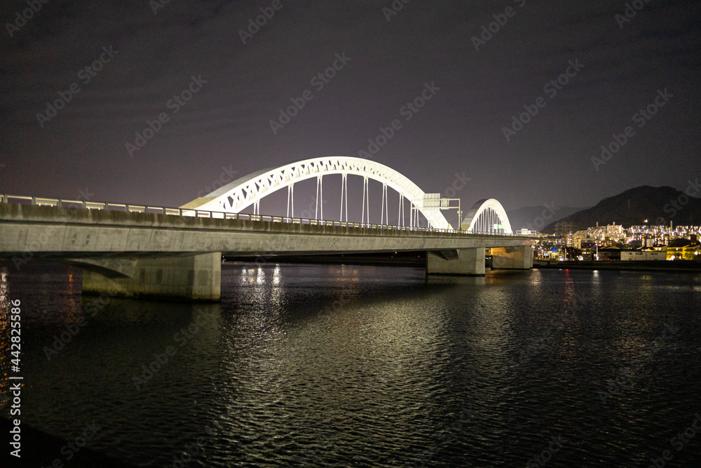 広島太田川大橋、光る大橋。