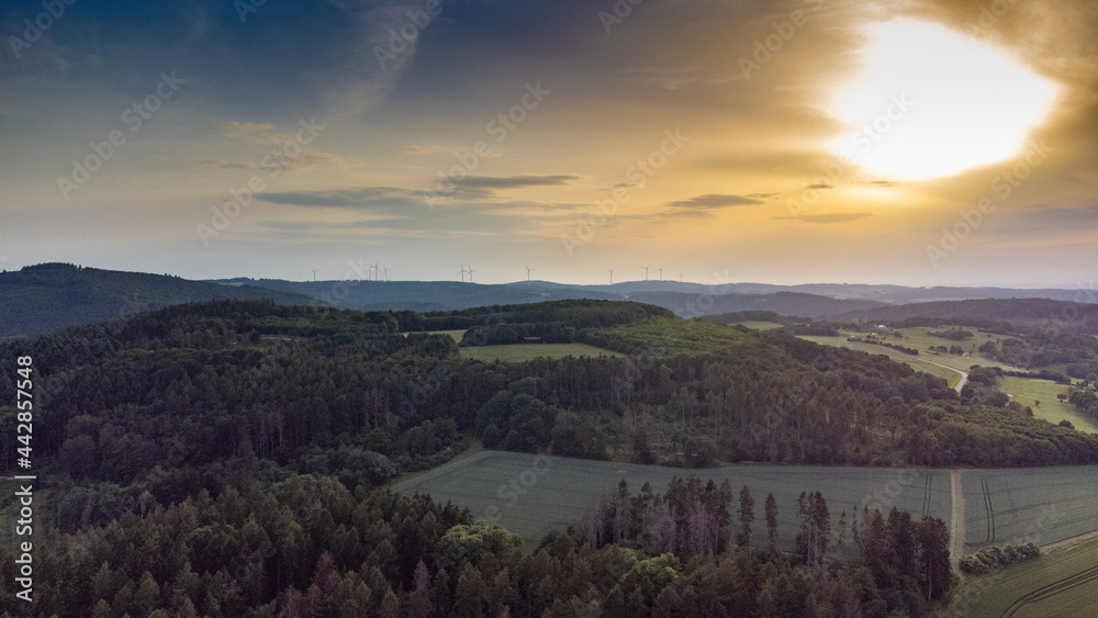 Fototapeta premium Sonnenuntergang Luftaufnahme