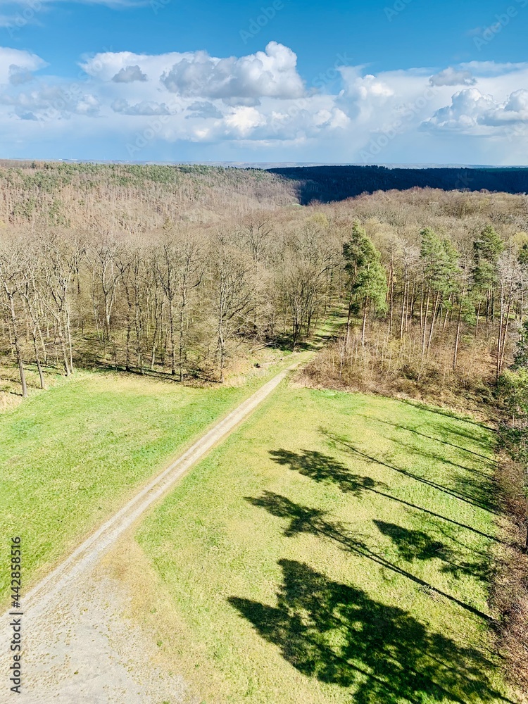 Blick vom Aussichtsturm zur Himmelsscheibe von Nebra (1) Blick vom Aussichtsturm zur Himmelsscheibe von Nebra (1)