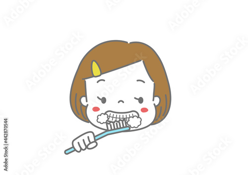 歯磨きをする女の子