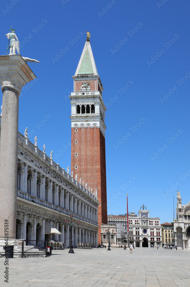 Naklejka premium place in Venice called Piazzetta San Marco with very few tourists due to the coronavirus which caused a tremendous locktown