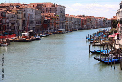 Grand Canal is the widest street of communication on the water in Venice Island without boats that sail the cause of the coronavirus  © ChiccoDodiFC
