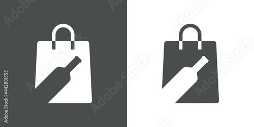 Icono con silueta de botella de vino en bolsa de la compra en fondo gris y fondo blanco