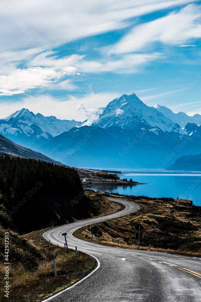 Road to Mt Cook National Park, New Zealand