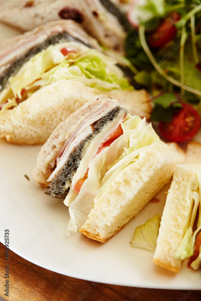 sandwich with ham and cheese