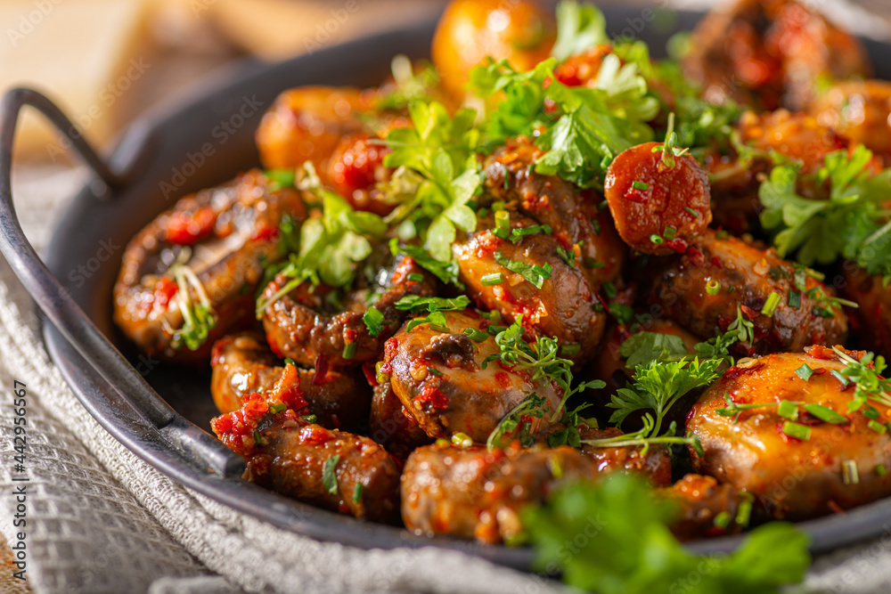 Mushrooms salad with chilli sauce