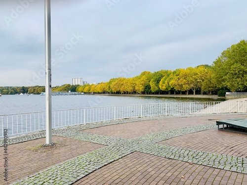 Blick auf den Tegeler See im Herbst photo