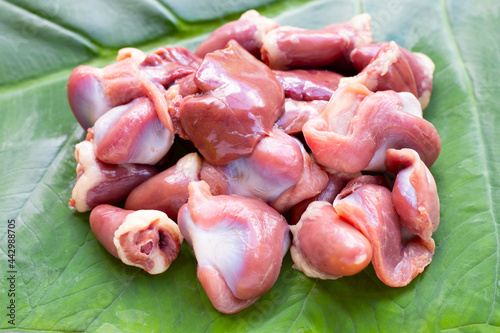 Mixed chicken entrails on taro leaf