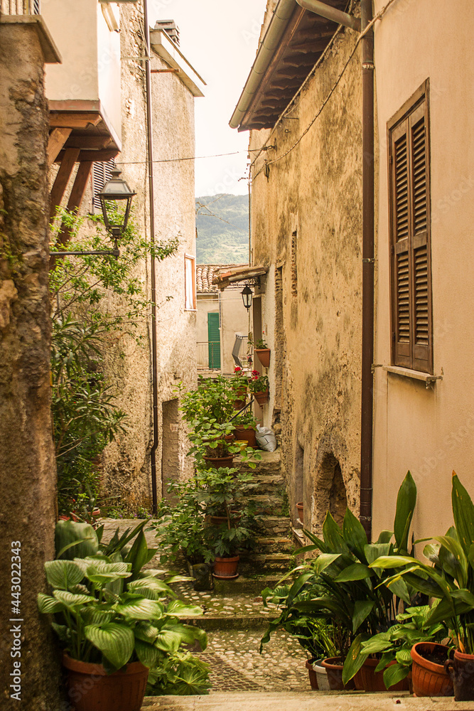 beautiful streets of Castel di Tora