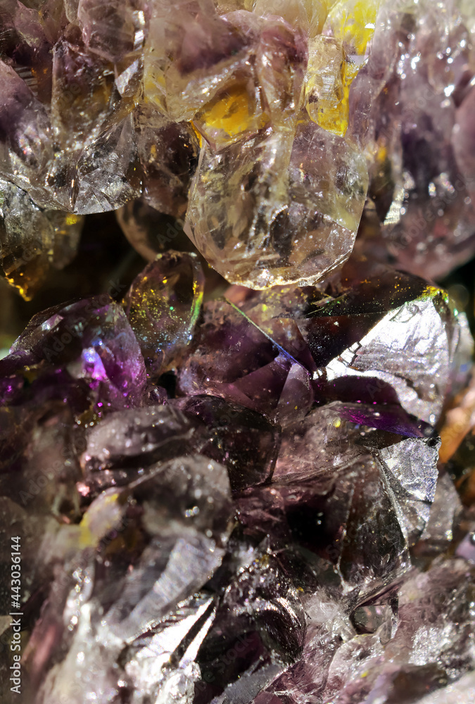 Fototapeta premium Crystal magic Quartz gem stone. Iridescent crystals. Sparkly texture of specimen with reflected luster light effect.