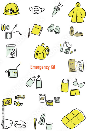 手書きの線で描いた防災時、避難道具（カラー）
Illustration of an evacuation tool drawn with hand-drawn lines