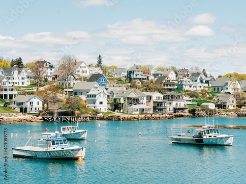 Boats in the harbor of the fishing village of Stonington, on Deer Isle in Maine © jonbilous
