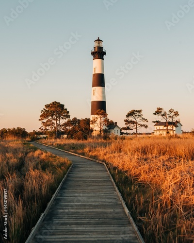 Obraz na płótnie Bodie Island Lighthouse and marsh boardwalk trail, in the Outer Banks, North Carolina w salonie