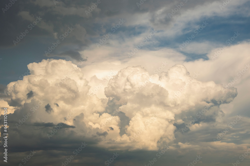Evening sky with dramatic clouds . Evening sky with dramatic clouds .