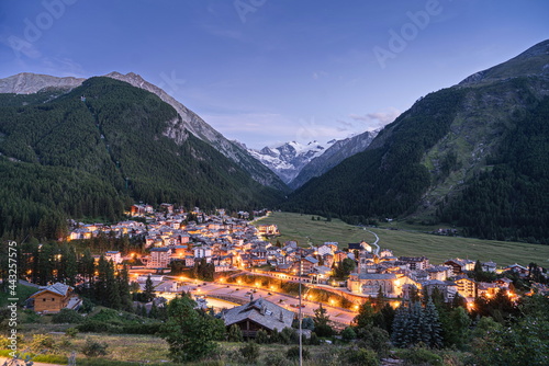 Fototapeta Naklejka Na Ścianę i Meble -  Cogne is a municipality of Valle d'Aosta located at the foot of the massif of the Gran Paradiso National Park.  Italy