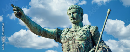 Bilde på lerret The roman emperor Gaius Julius Caesar statue in Rome, Italy
